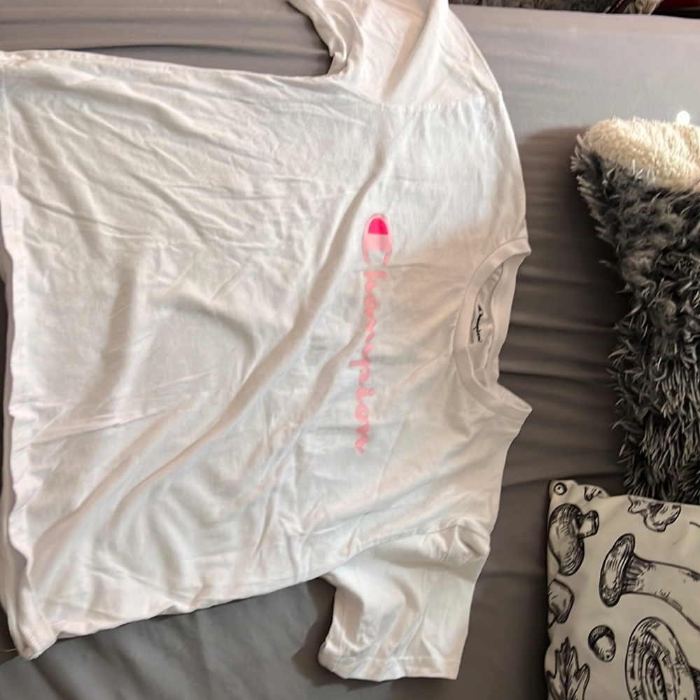 White and pink champion t-shirt